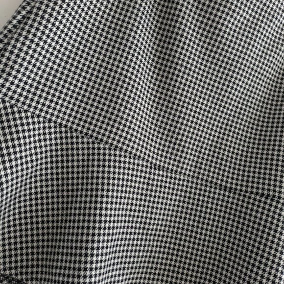 Gap Cream and Black Houndstooth Skirt Size 20 - Picture 7 of 8